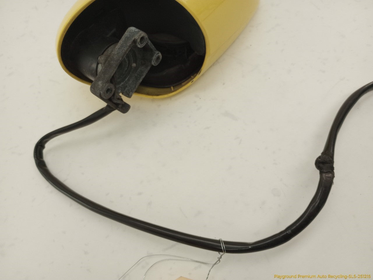 Volkswagen Beetle Driver Left Power Side View Mirror