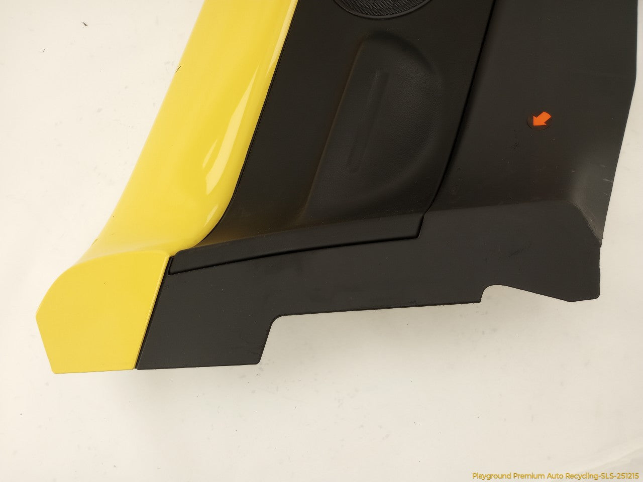 Volkswagen Beetle Driver Left Rear Quarter Trim