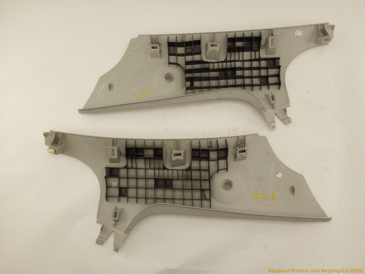 Volkswagen Beetle Pair Of C Pillar Trim