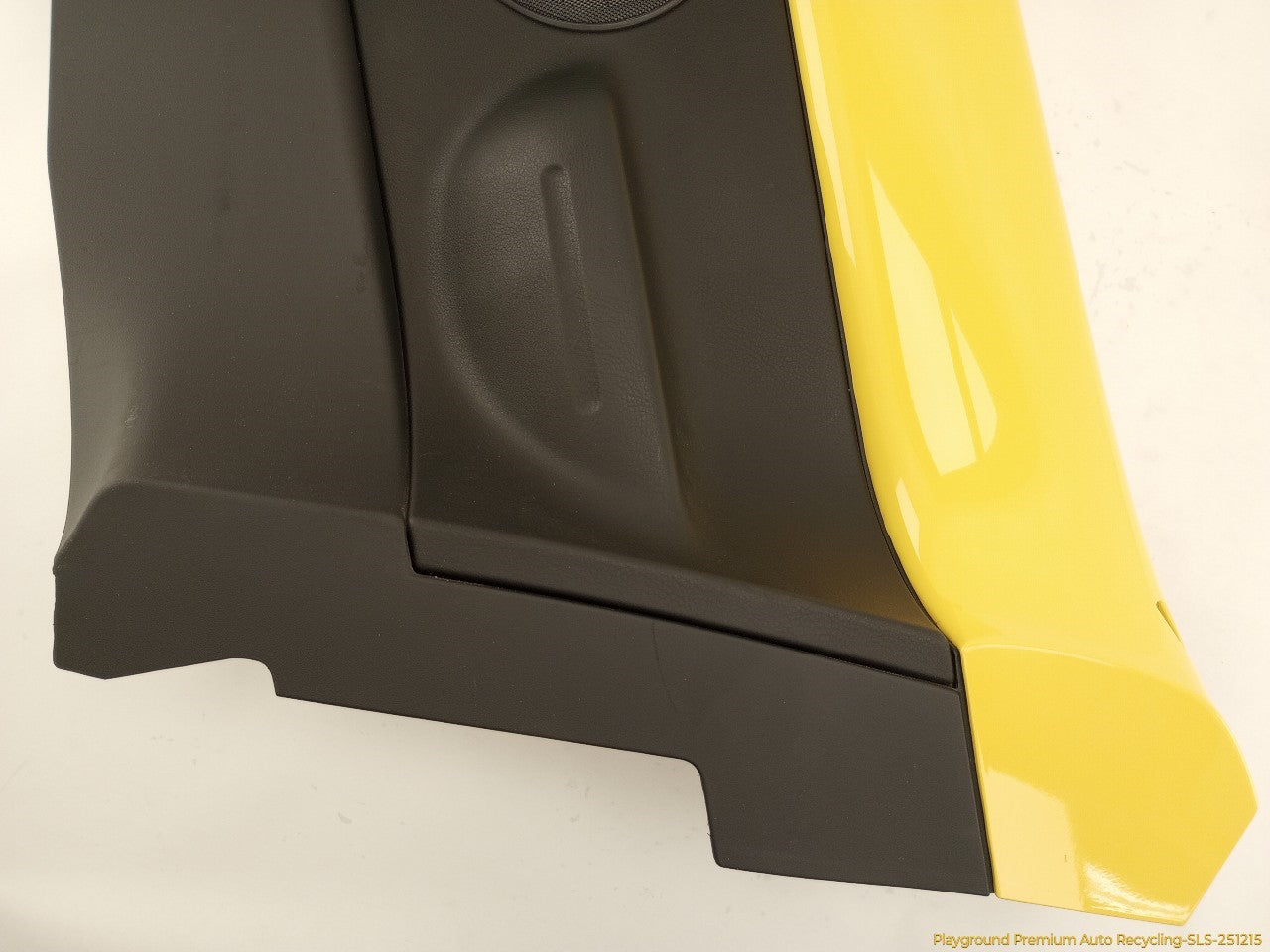 Volkswagen Beetle Passenger Right Rear Quarter Trim