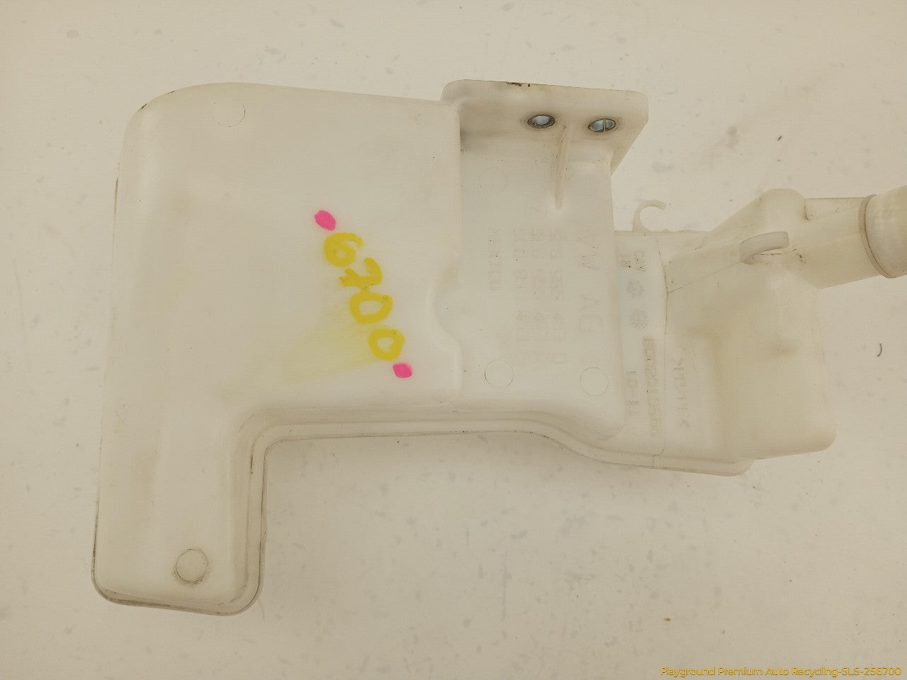 Volkswagen Beetle Windshield Washer Reservoir