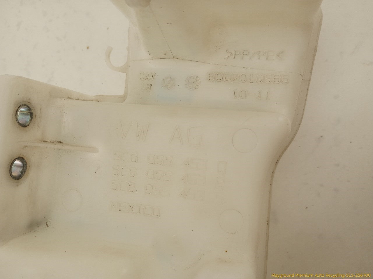 Volkswagen Beetle Windshield Washer Reservoir