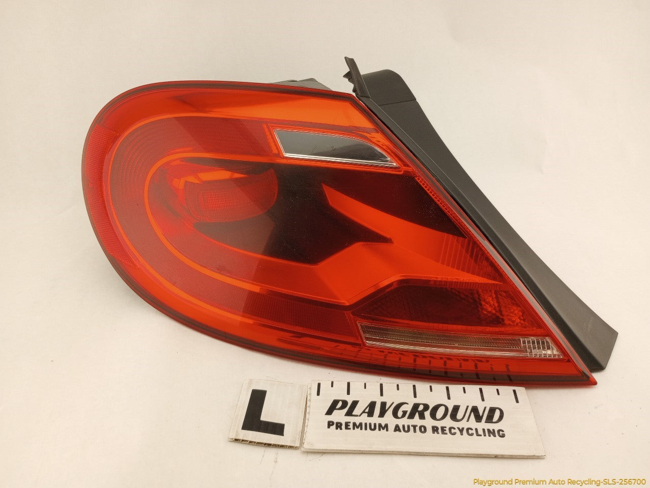 Volkswagen Beetle Driver Left Tail Lamp
