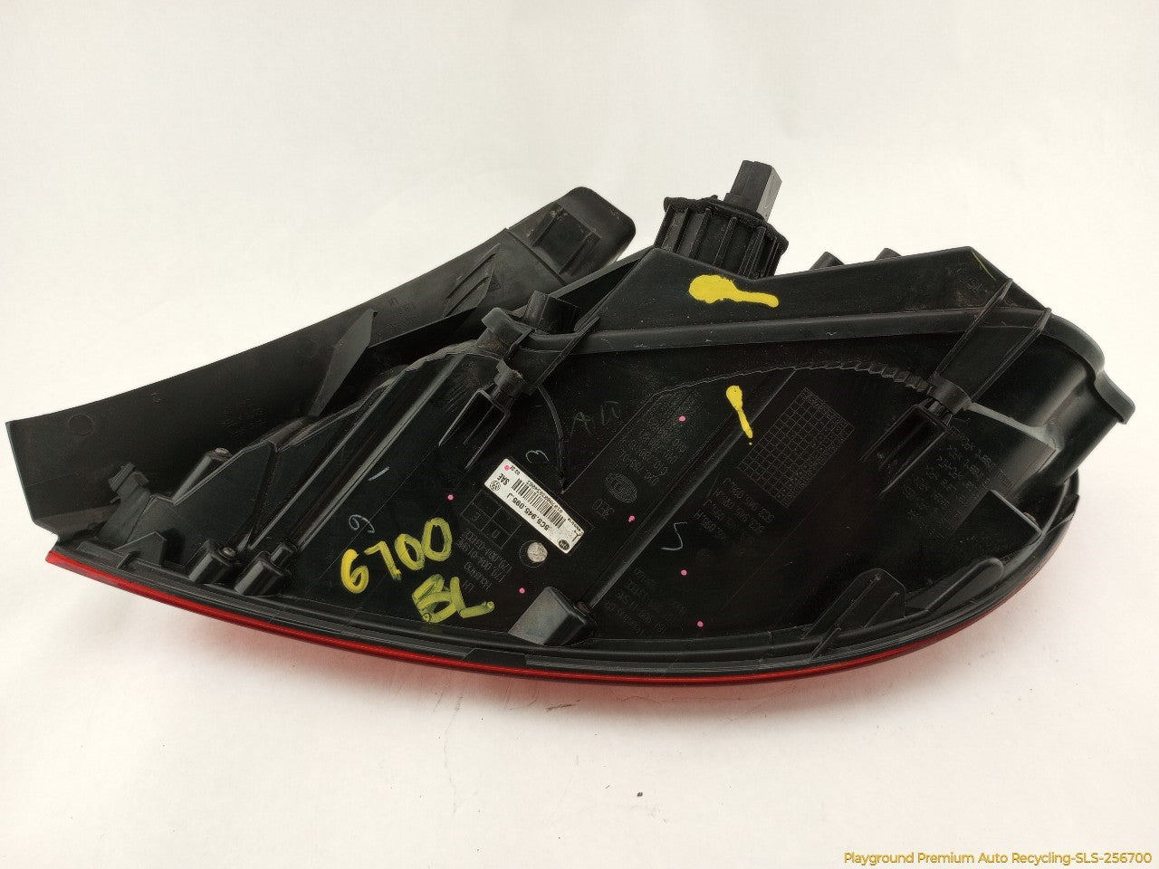Volkswagen Beetle Driver Left Tail Lamp