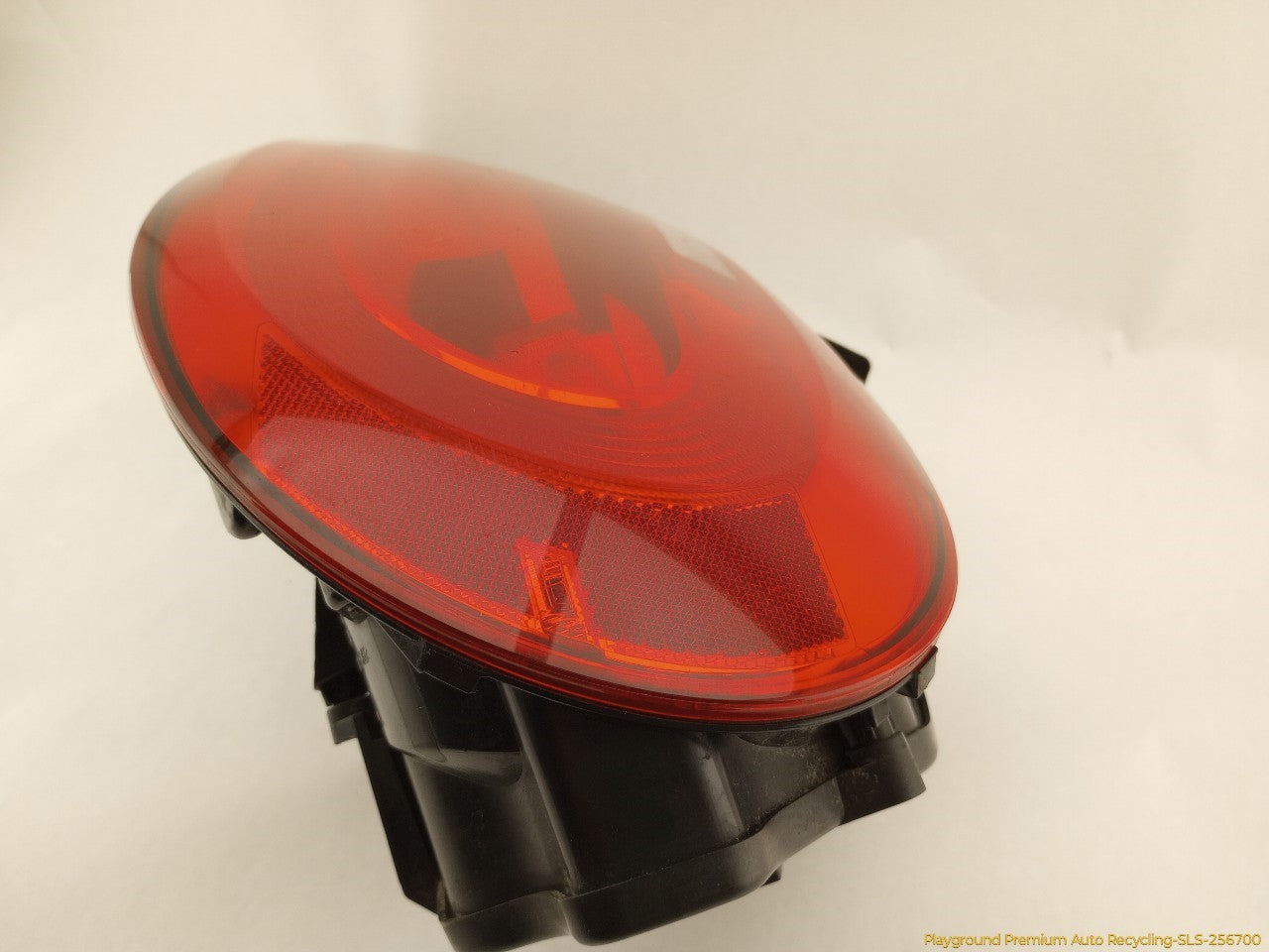 Volkswagen Beetle Passenger Right Tail Lamp
