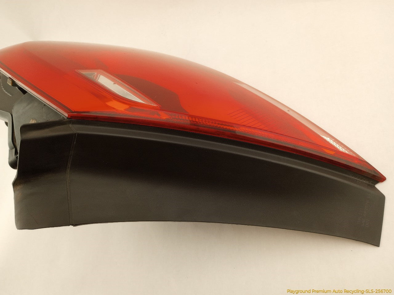 Volkswagen Beetle Passenger Right Tail Lamp