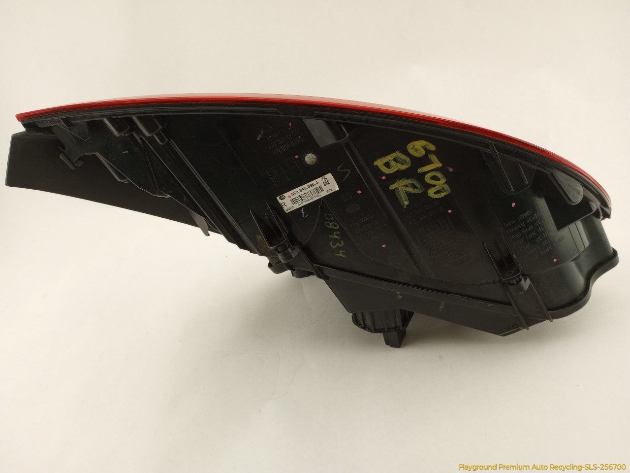 Volkswagen Beetle Passenger Right Tail Lamp