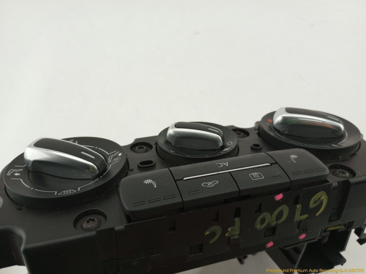 Volkswagen Beetle Climate Control Switch
