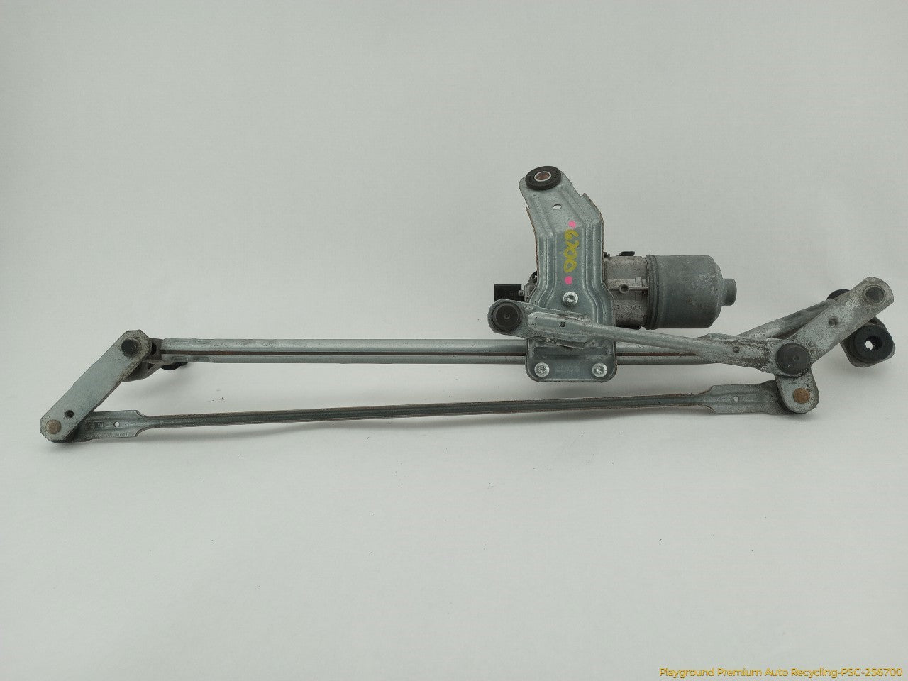 Volkswagen Beetle Windshield Wiper Transmission & Motor - 0