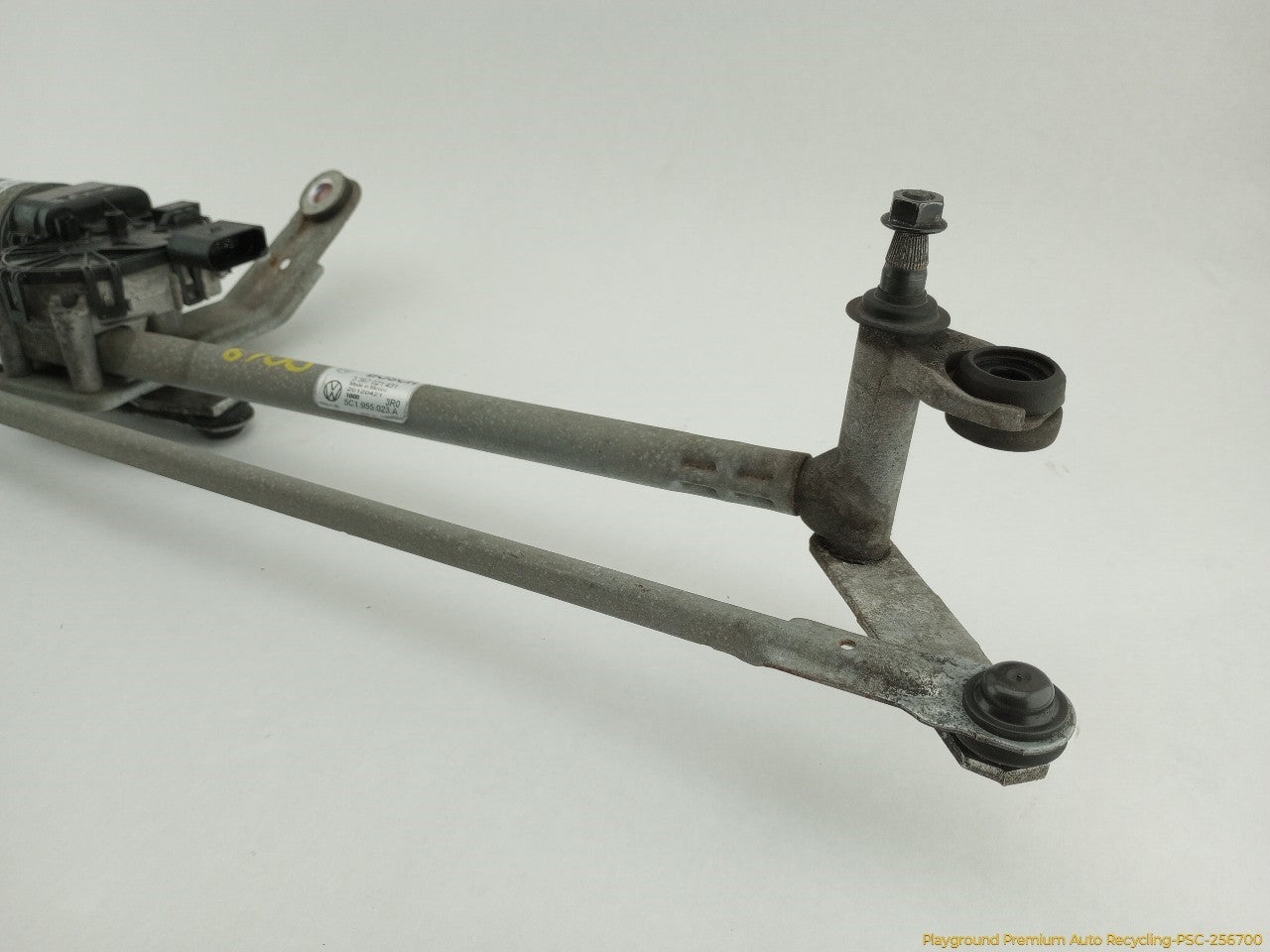 Volkswagen Beetle Windshield Wiper Transmission & Motor