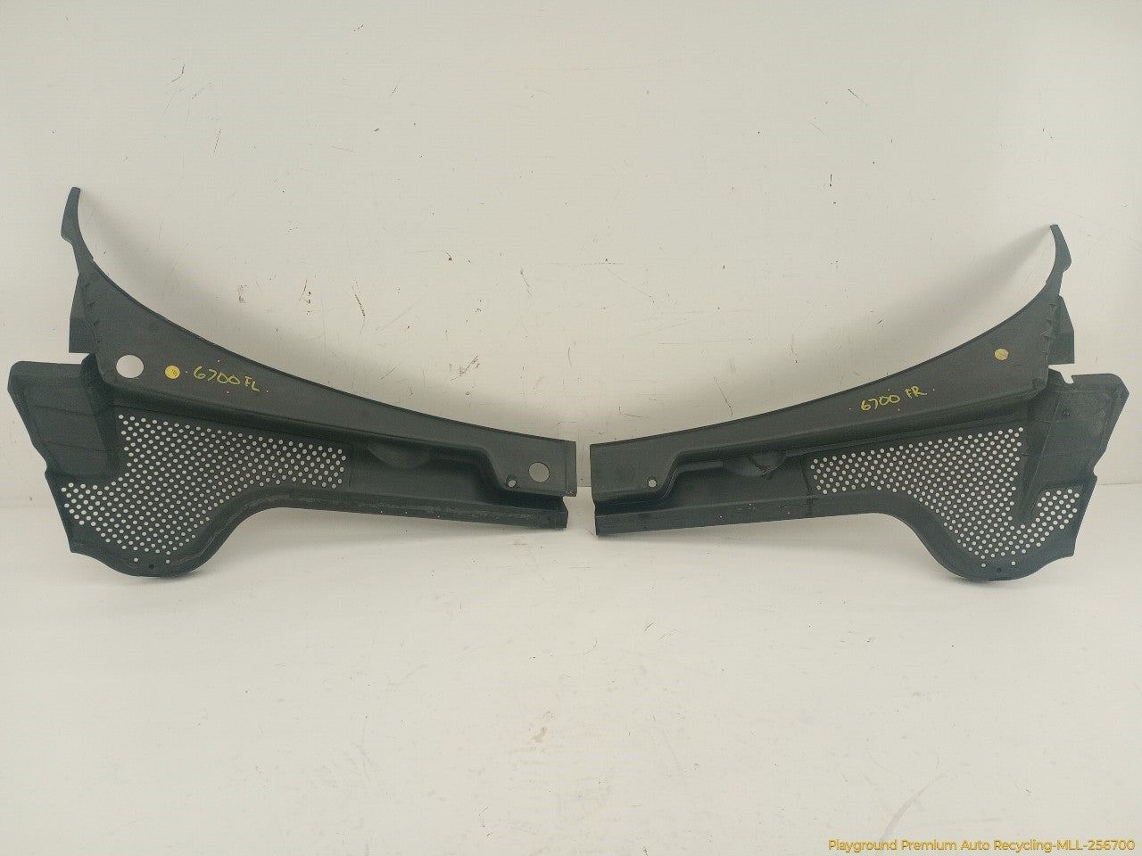 Volkswagen Beetle Pair Of Cowl Vent Panel - 0