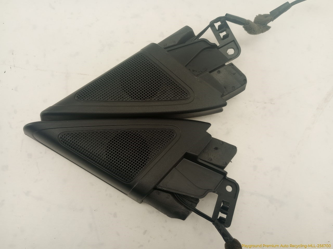 Volkswagen Beetle Set Of 6 Audio Speakers