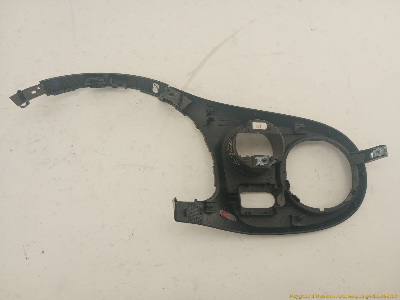 Volkswagen Beetle Instrument Cluster & Radio Bezel Trim