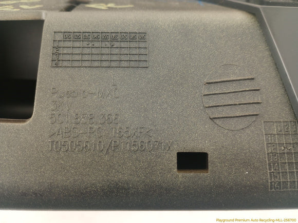 Volkswagen Beetle Instrument Cluster & Radio Bezel Trim