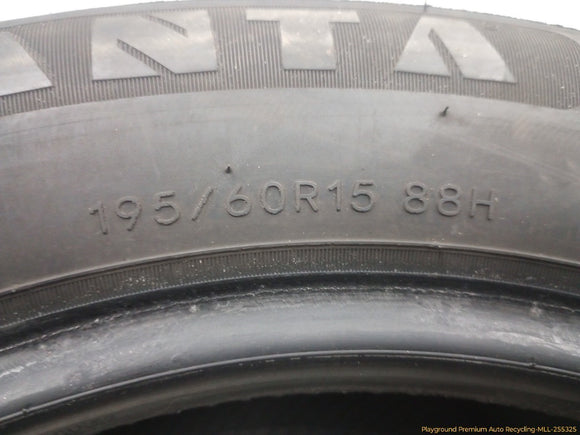 Volvo 850 Pair Of Advanata ER-800 Tires