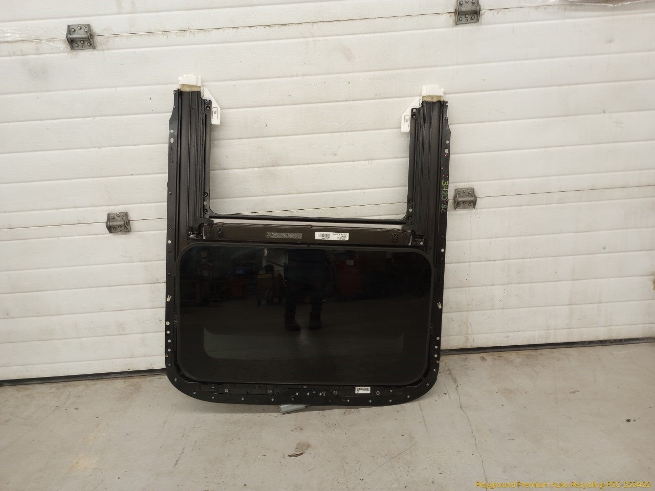 Audi A6 Sunroof Panel - 0