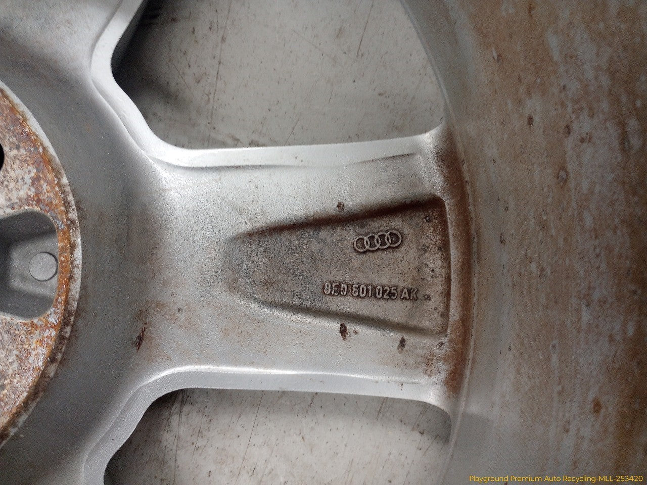 Audi A6 Single Alloy Wheel 5 Spoke