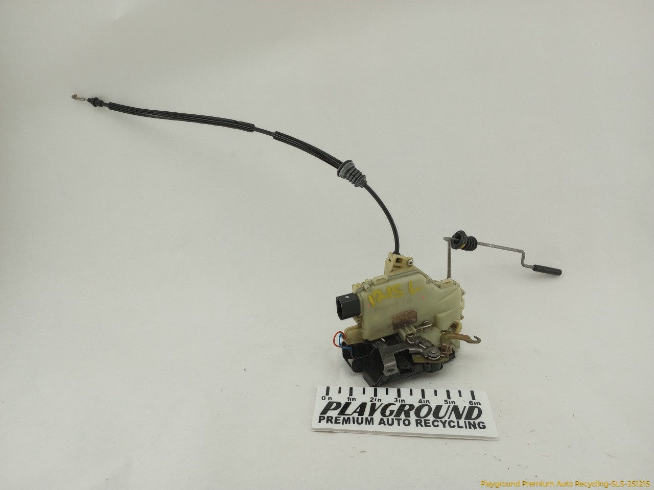 Volkswagen Beetle Driver Left Front Door Lock Actuator