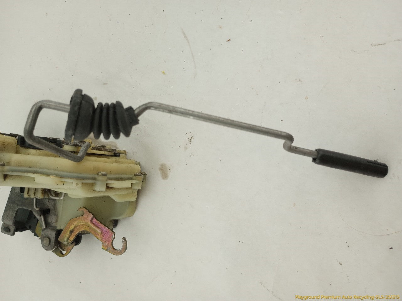 Volkswagen Beetle Driver Left Front Door Lock Actuator