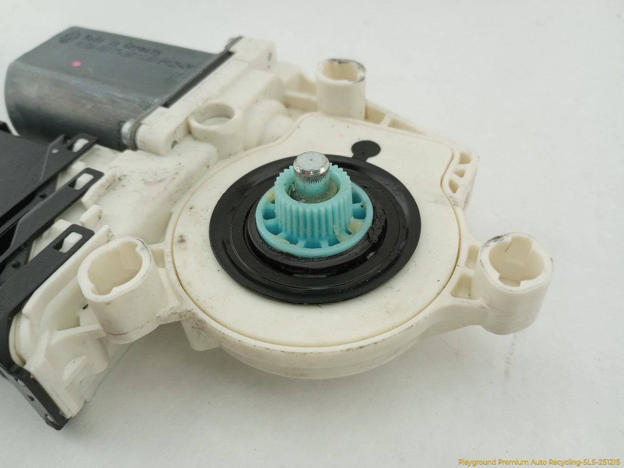 Volkswagen Beetle Driver Left Front Power Window Motor