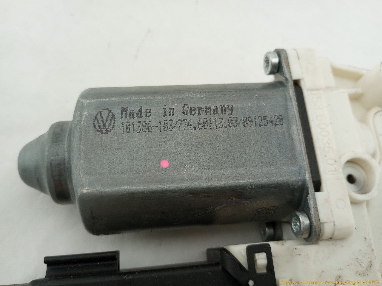 Volkswagen Beetle Driver Left Front Power Window Motor