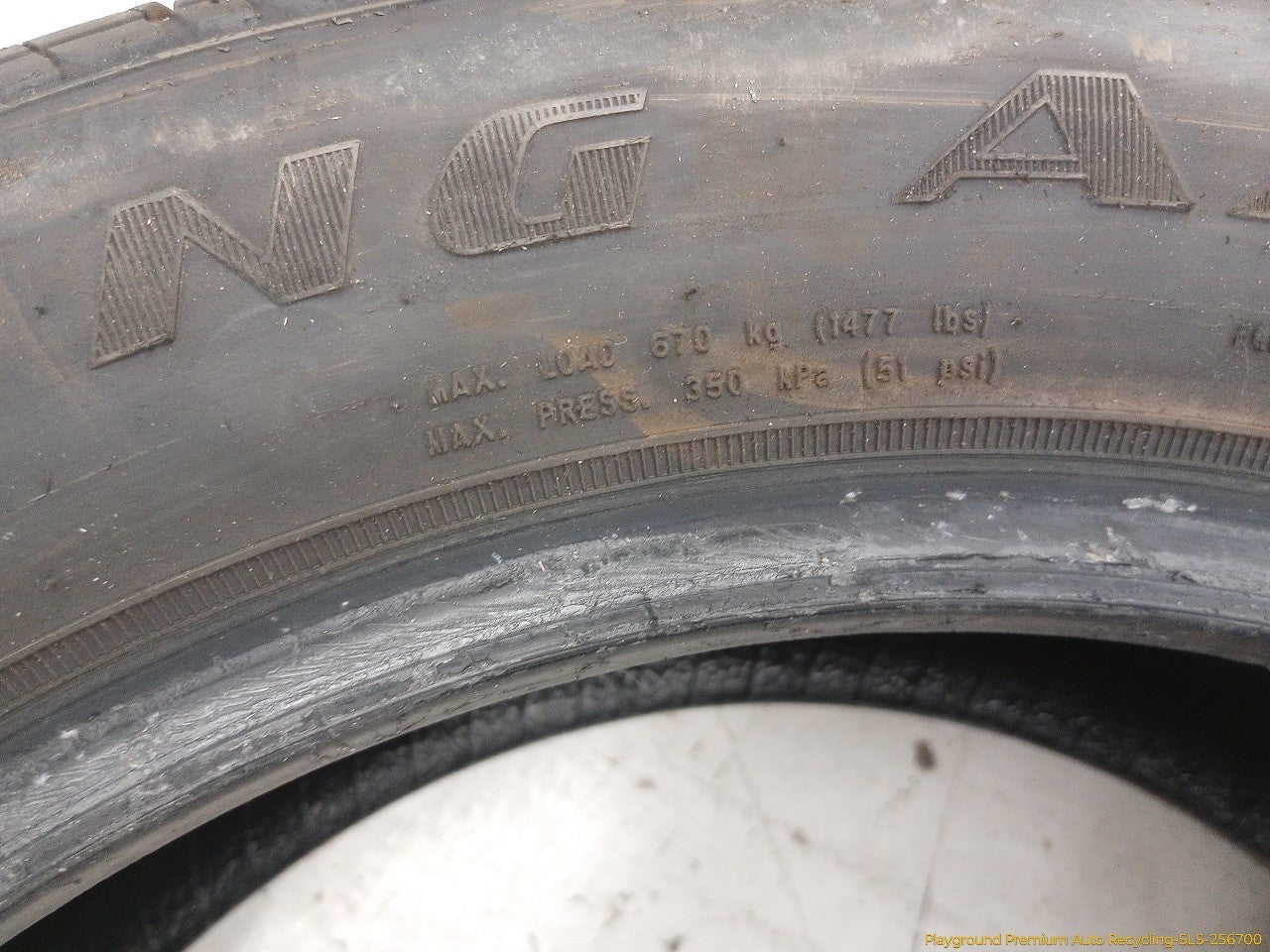 Volkswagen Beetle Single Douglas Touring A/S Tire