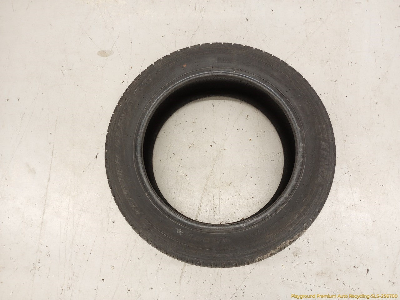 Volkswagen Beetle Single Kenda Kenitica Touring A/S Tires