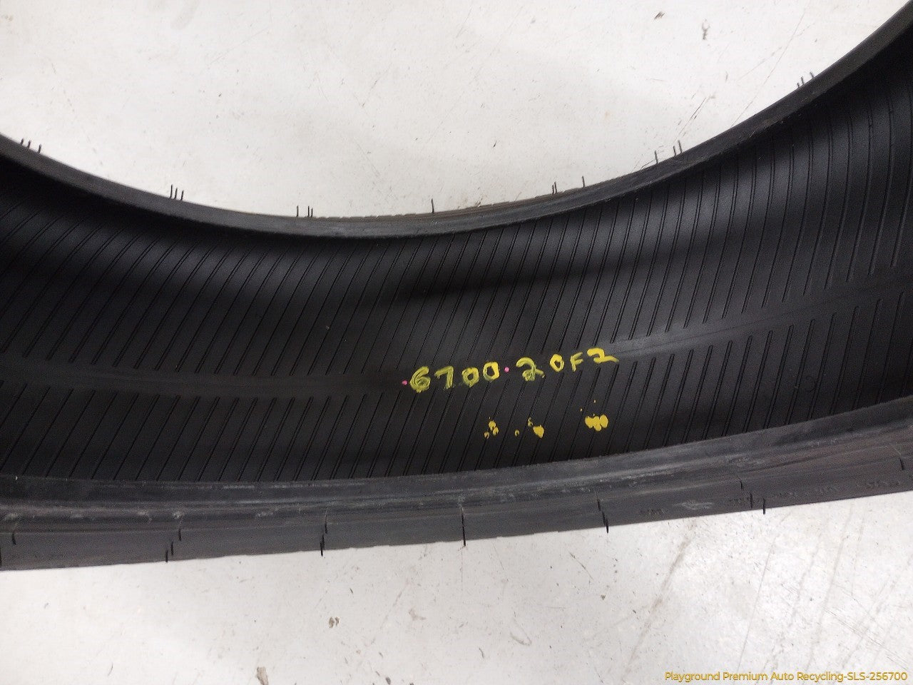 Volkswagen Beetle Single Kenda Kenitica Touring A/S Tires