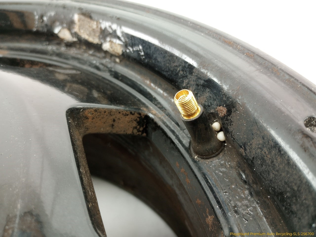 Volkswagen Beetle Pair Of Alloy Wheels 8 Spoke