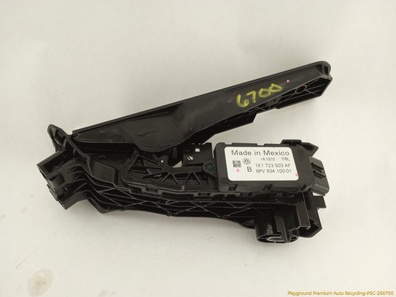 Volkswagen Beetle Accelerator Gas Pedal