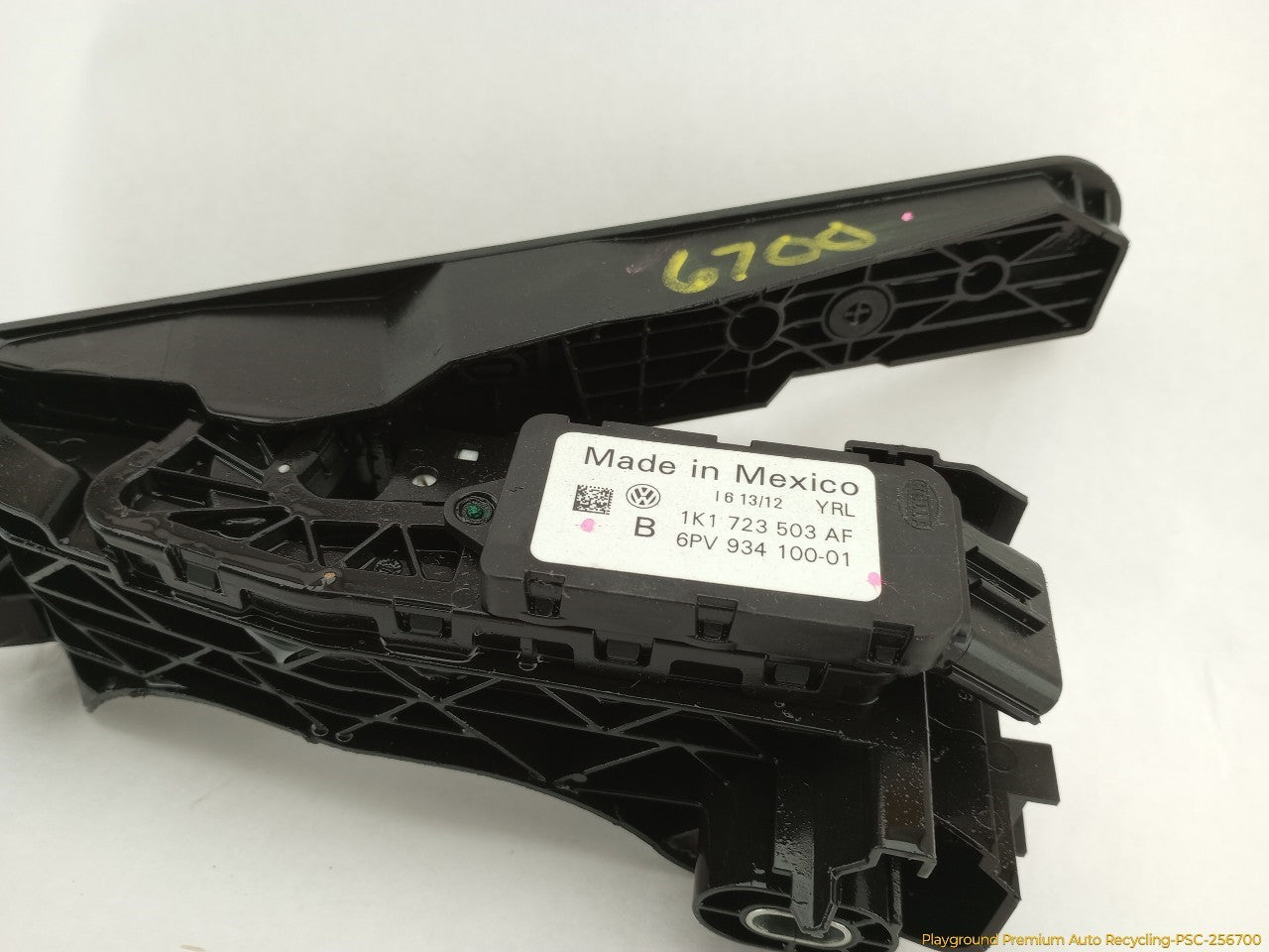 Volkswagen Beetle Accelerator Gas Pedal