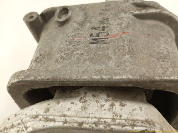 Volkswagen Beetle Passenger Right Front Engine Mount