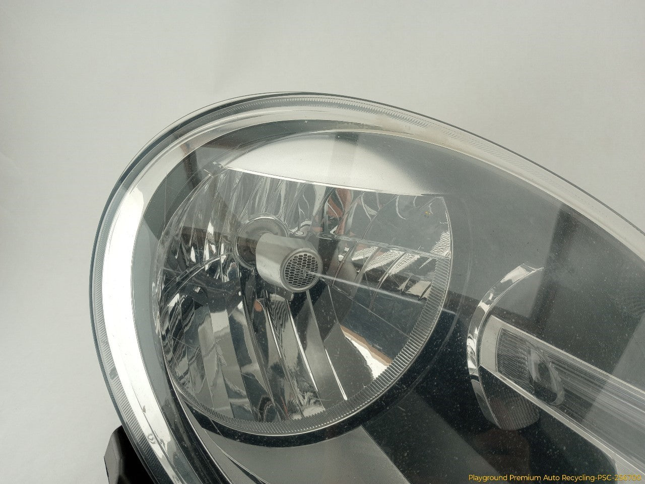 Volkswagen Beetle Passenger Right Head Lamp