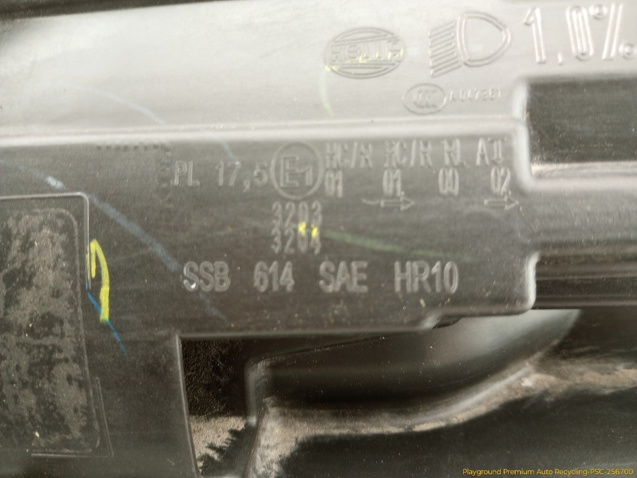 Volkswagen Beetle Passenger Right Head Lamp