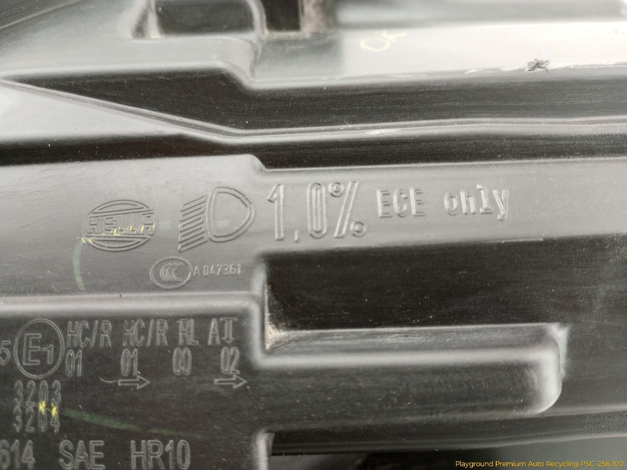 Volkswagen Beetle Passenger Right Head Lamp