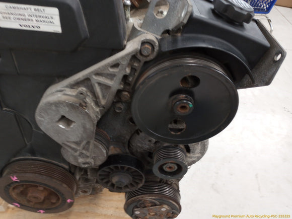 Volvo 850 Engine Assembly