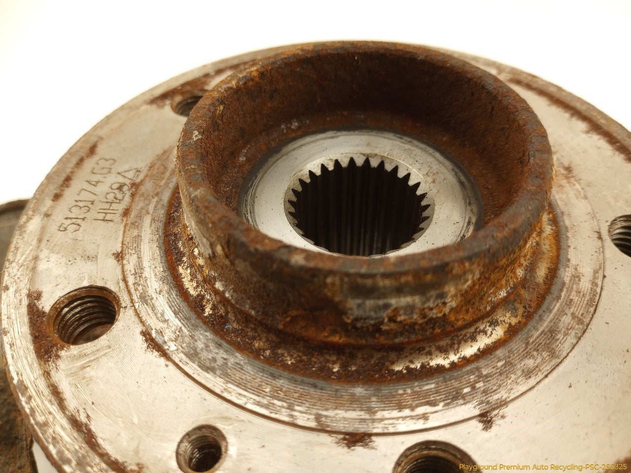 Volvo 850 Passenger Right Front Spindle Knuckle Hub