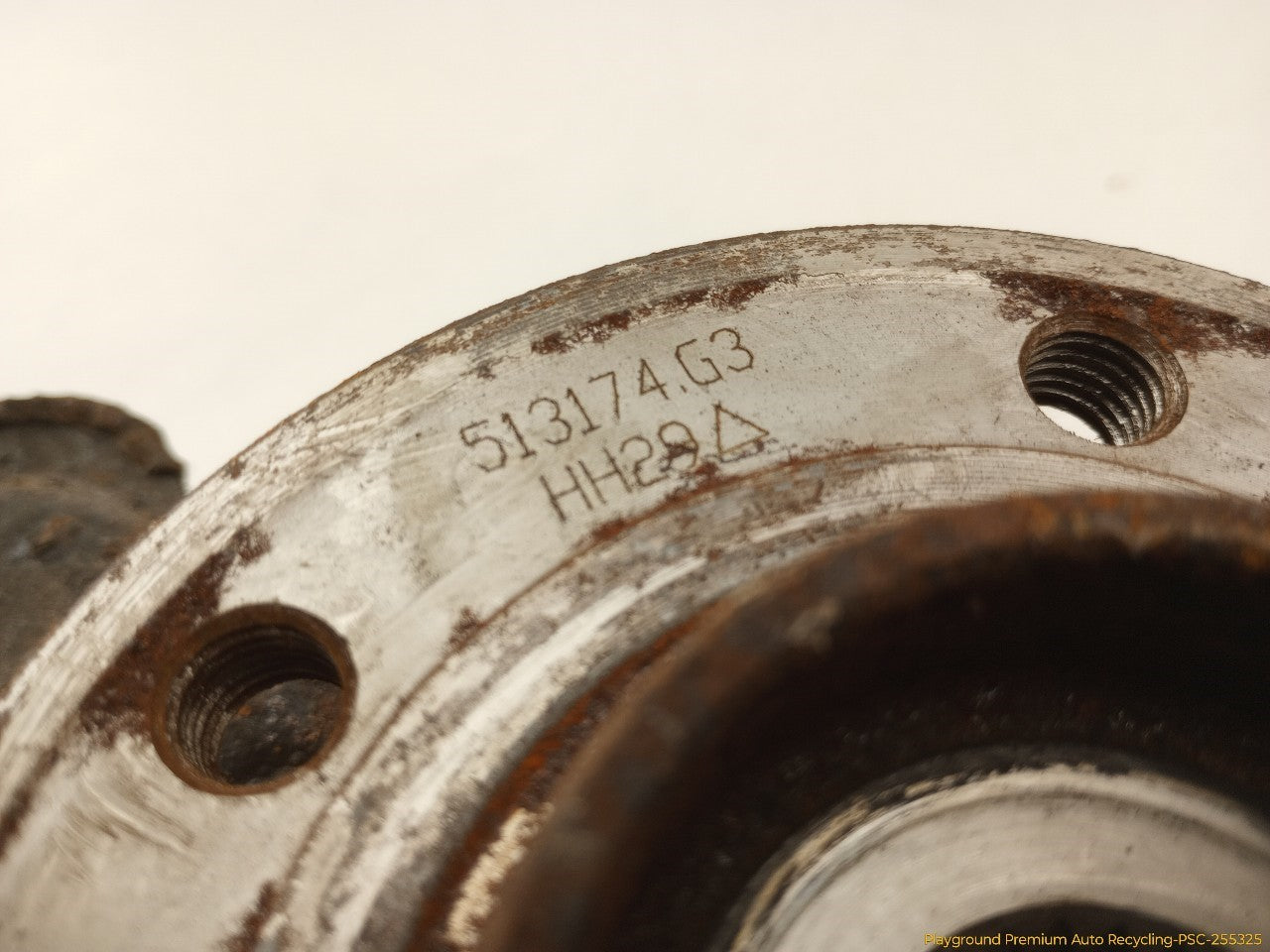 Volvo 850 Passenger Right Front Spindle Knuckle Hub