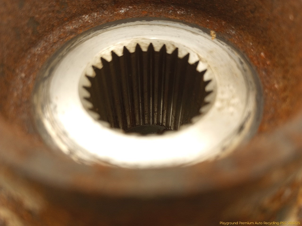 Volvo 850 Passenger Right Front Spindle Knuckle Hub