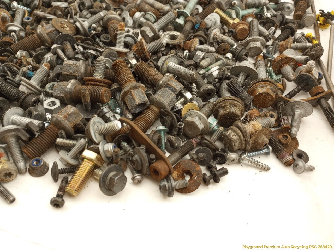 Audi A6 Dismantling Hardware Fasteners Bolts & Nuts