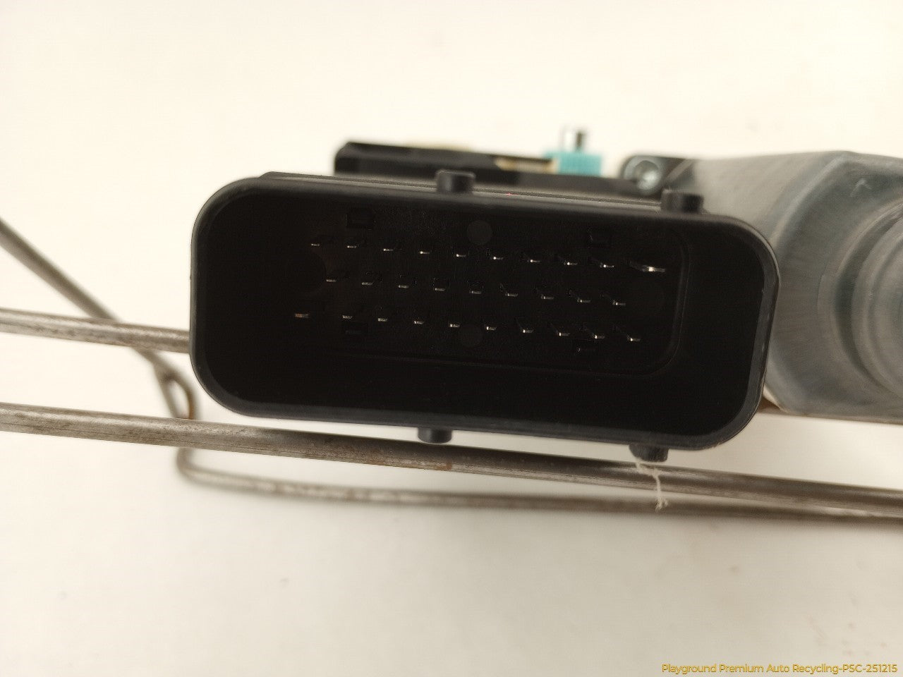 Volkswagen Beetle Passenger Right Front Power Window Motor