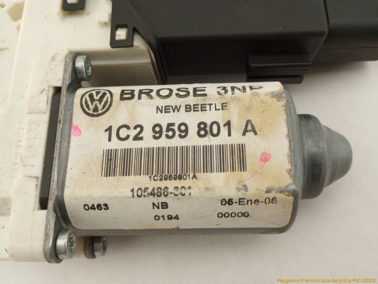 Volkswagen Beetle Passenger Right Front Power Window Motor
