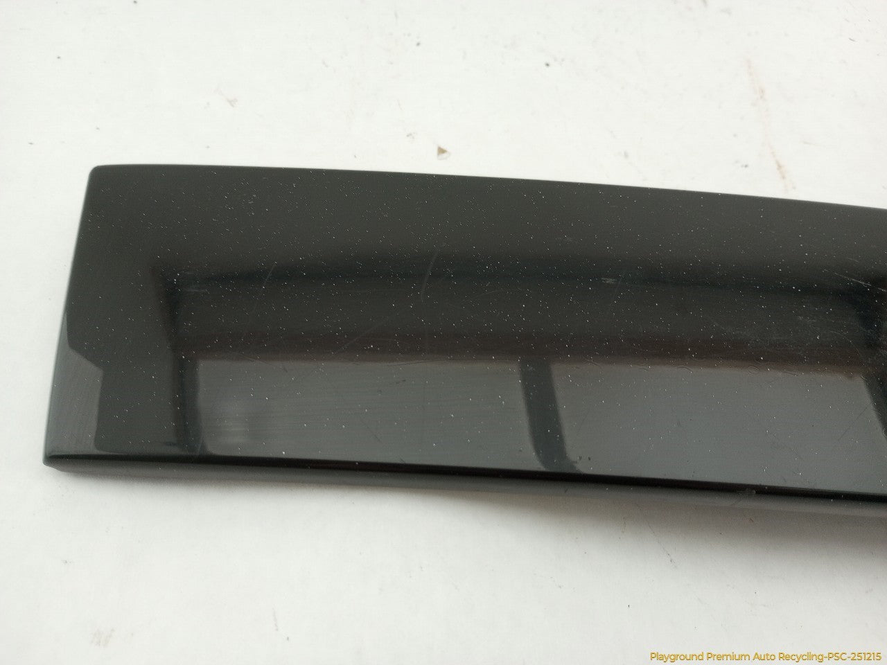Volkswagen Beetle Passenger Right Front Exterior Door Window Trim