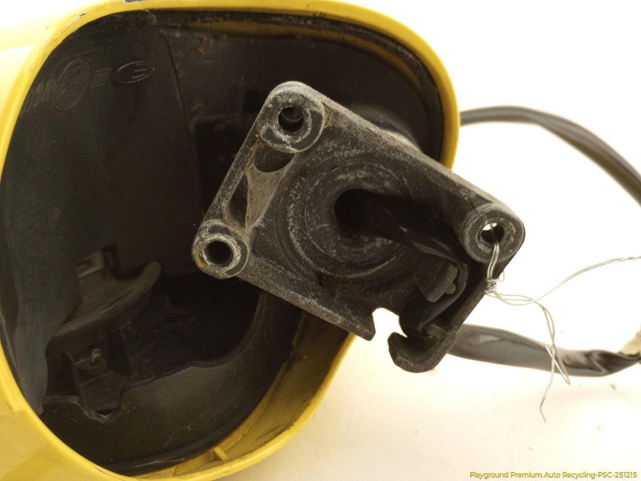 Volkswagen Beetle Passenger Right Power Side View Mirror