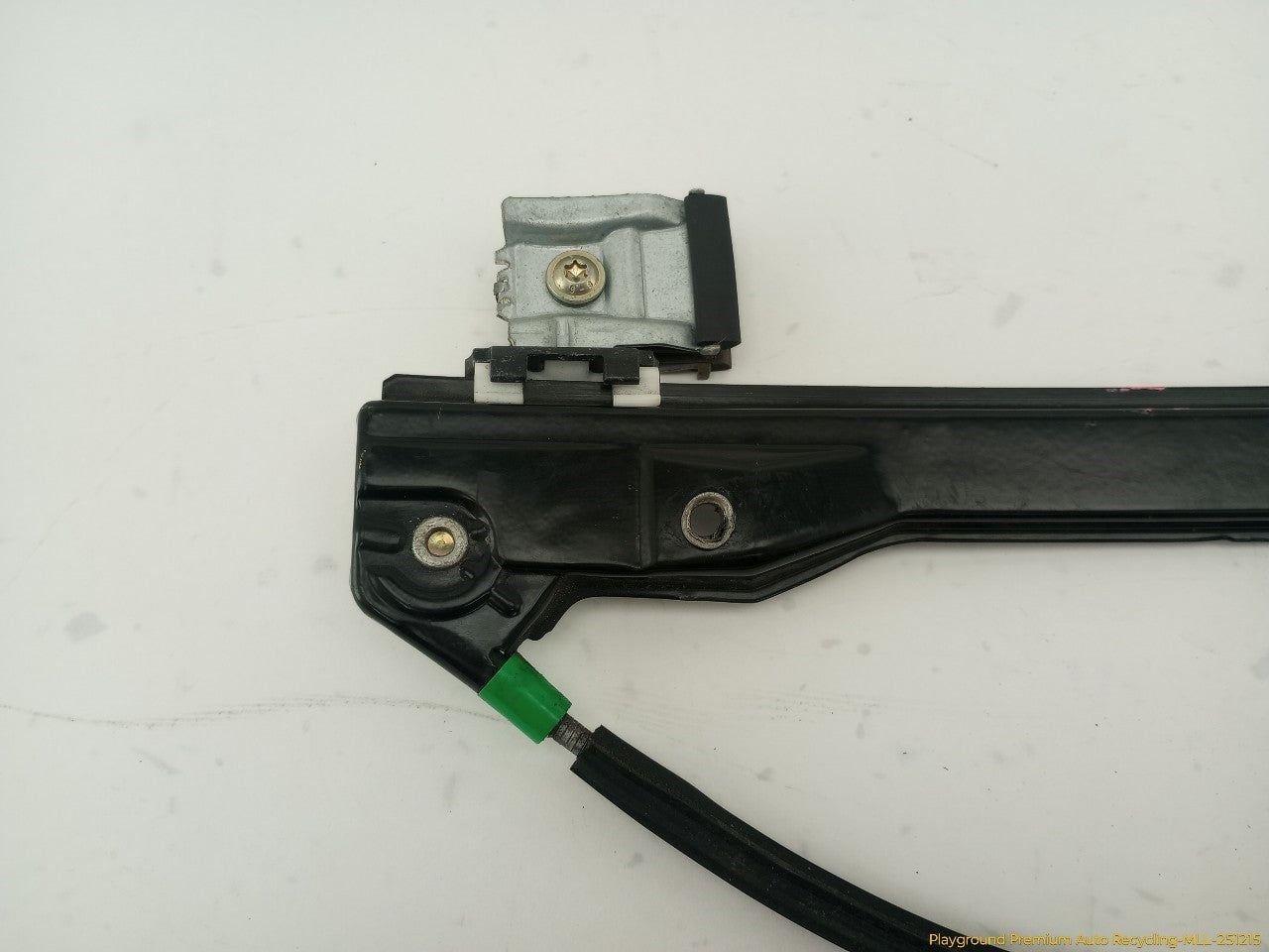 Volkswagen Beetle Passenger Right Front Door Window Regulator