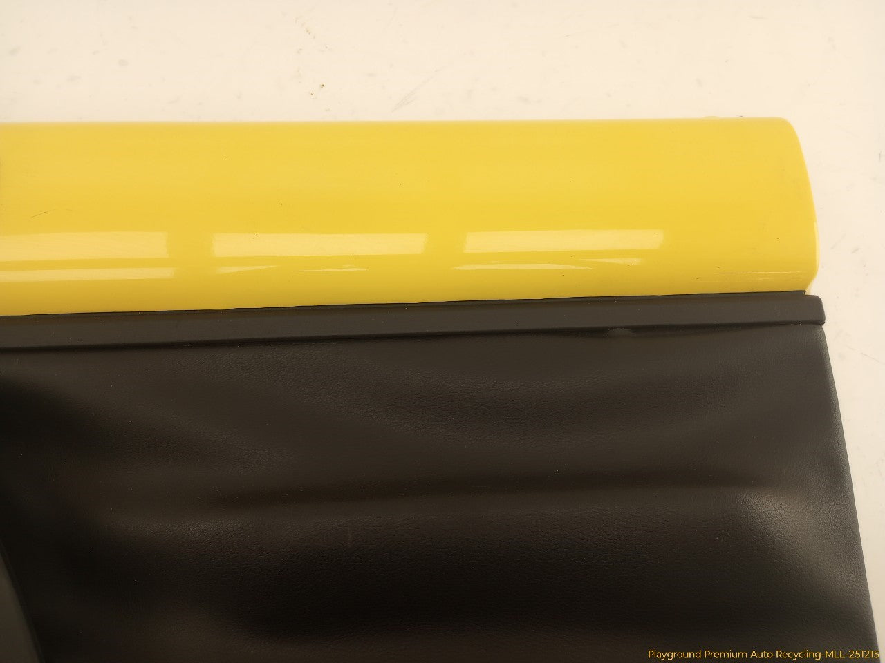 Volkswagen Beetle Passenger Right Front Door Trim