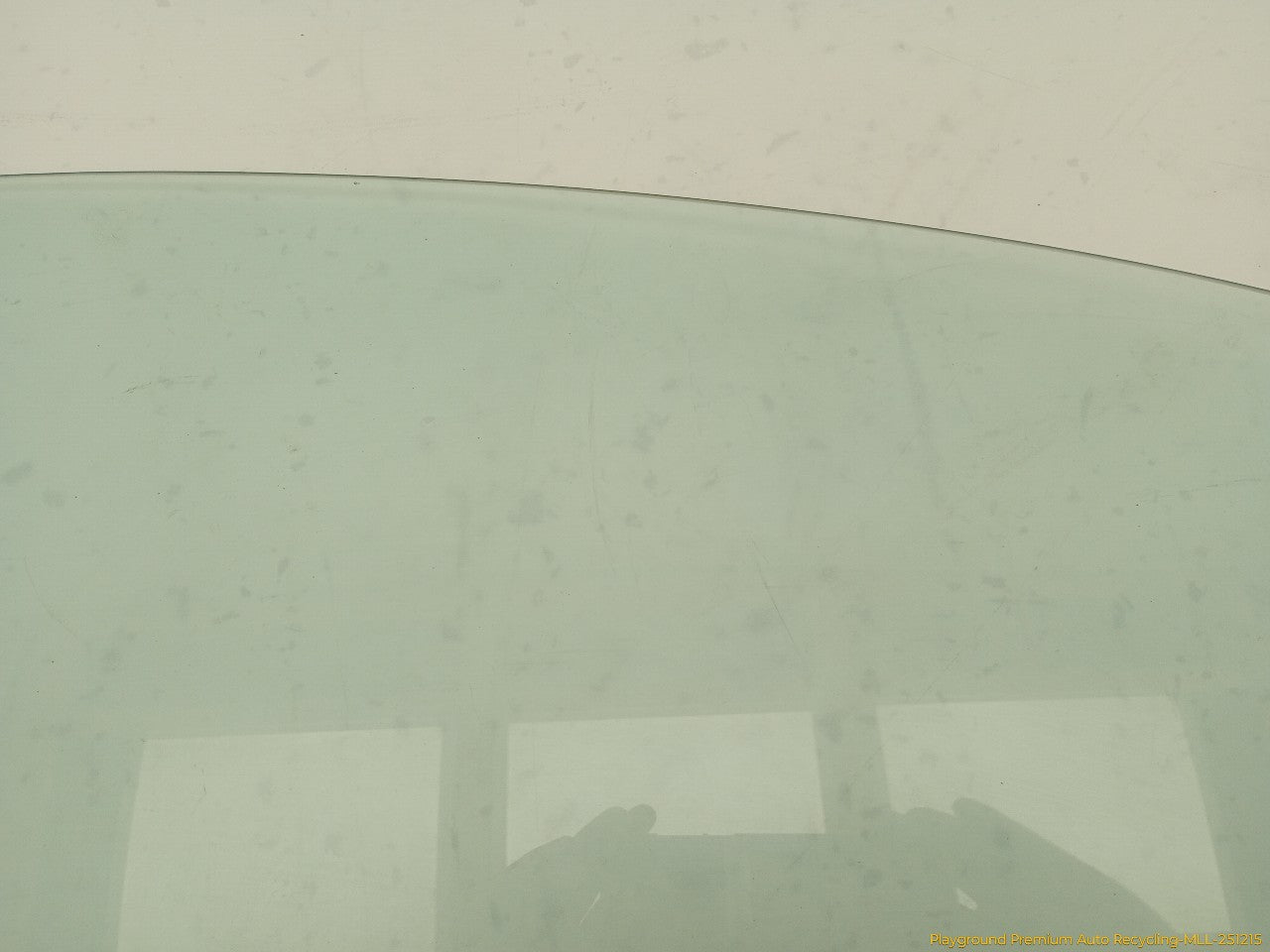 Volkswagen Beetle Passenger Right Front Door Window Glass