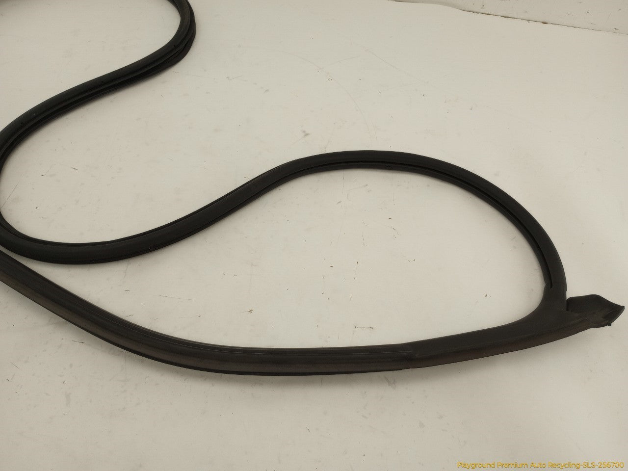 Volkswagen Beetle Pair Of Front Door Moldings