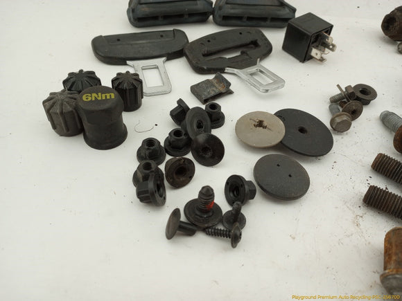 Volkswagen Beetle Dismantling Hardware Fasteners Bolts & Nuts