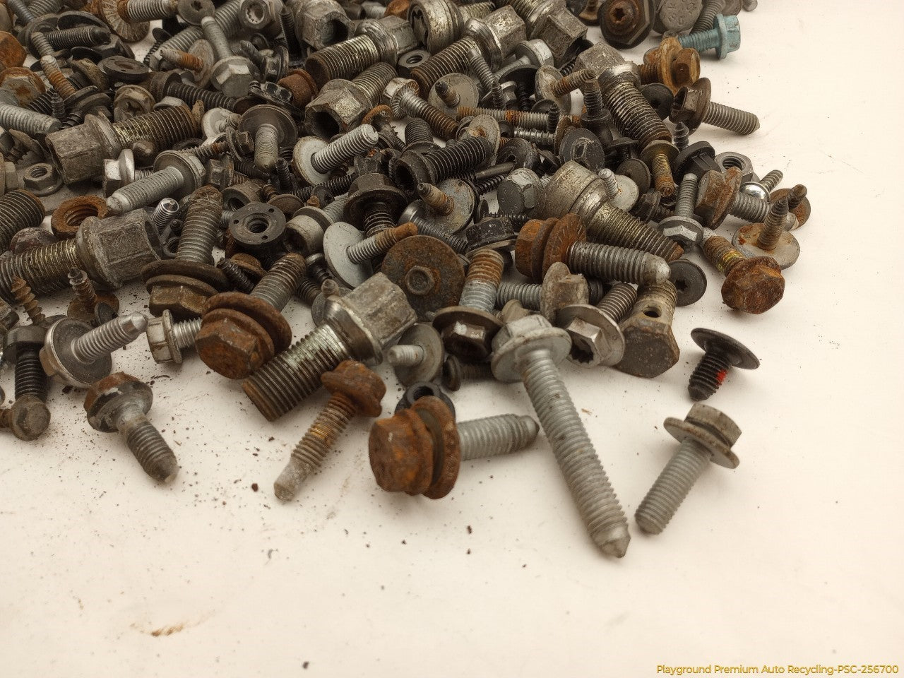 Volkswagen Beetle Dismantling Hardware Fasteners Bolts & Nuts